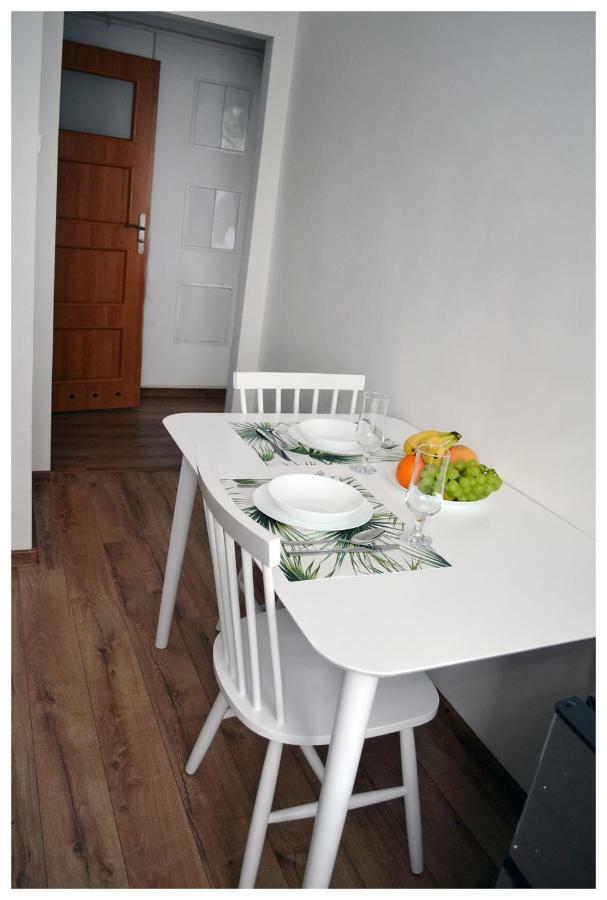 Color24 Apartament Stalowa Wola Eksteriør billede