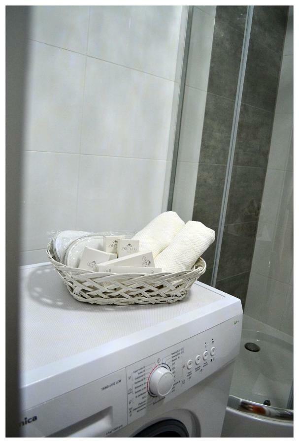 Color24 Apartament Stalowa Wola Eksteriør billede