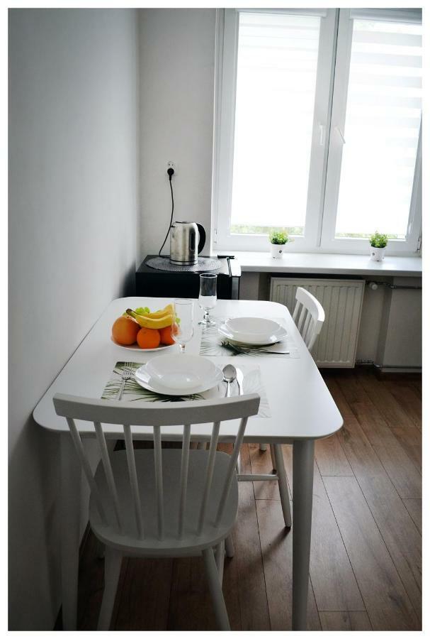 Color24 Apartament Stalowa Wola Eksteriør billede