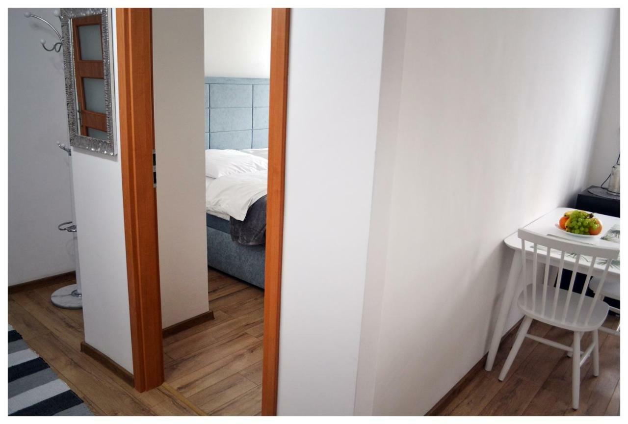 Color24 Apartament Stalowa Wola Eksteriør billede
