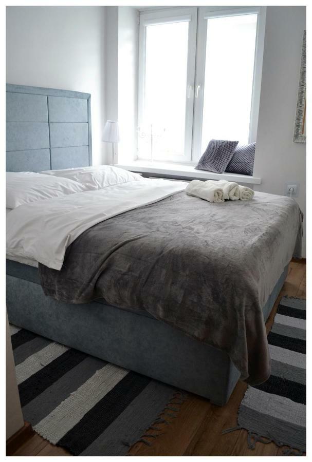 Color24 Apartament Stalowa Wola Eksteriør billede